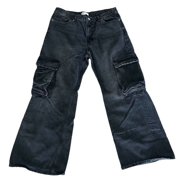 Zara Mid Rise Wide Leg Black Denim Cargo TRF Jeans - Picture 9 of 10